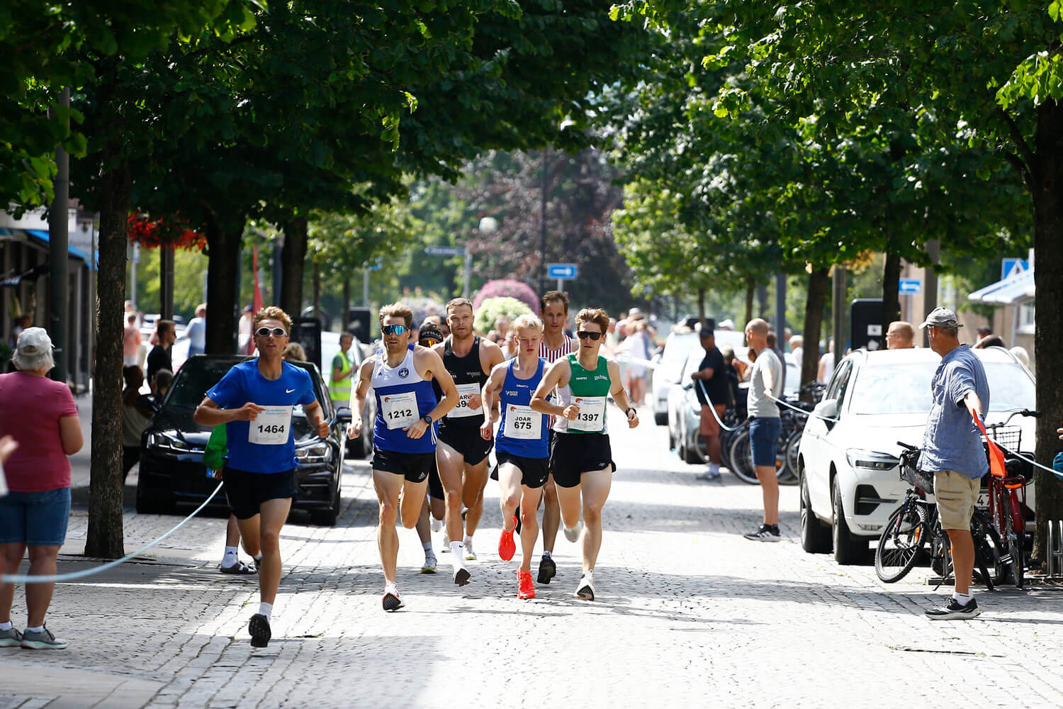 Falkenbergs Stadslopp 2025 – löpare genom stan